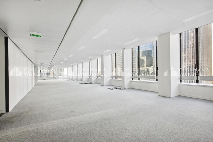 Bureau dans Courbevoie à louer - Photo intérieure - Image 3 de 8