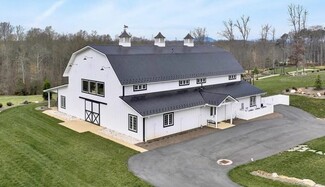 Plus de détails pour 9945 Brooks Mill Rd, Burnt Chimney, VA - Spécialité à vendre