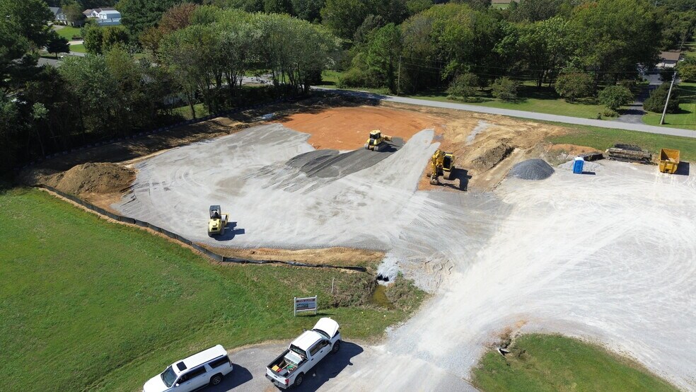 5350 Enterprise Dr, Paducah, KY à louer - Photo du bâtiment - Image 2 de 12