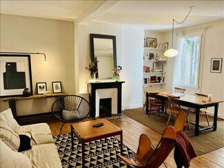 Plus de détails pour Commerce de détail à vendre