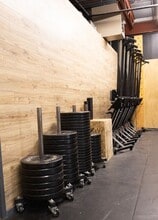 49 Heaton Av, Winnipeg, MB for lease Interior Photo- Image 1 of 3