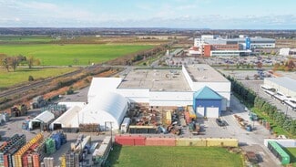Plus de détails pour 2032 First St Louth, St Catharines, ON - Industriel à vendre
