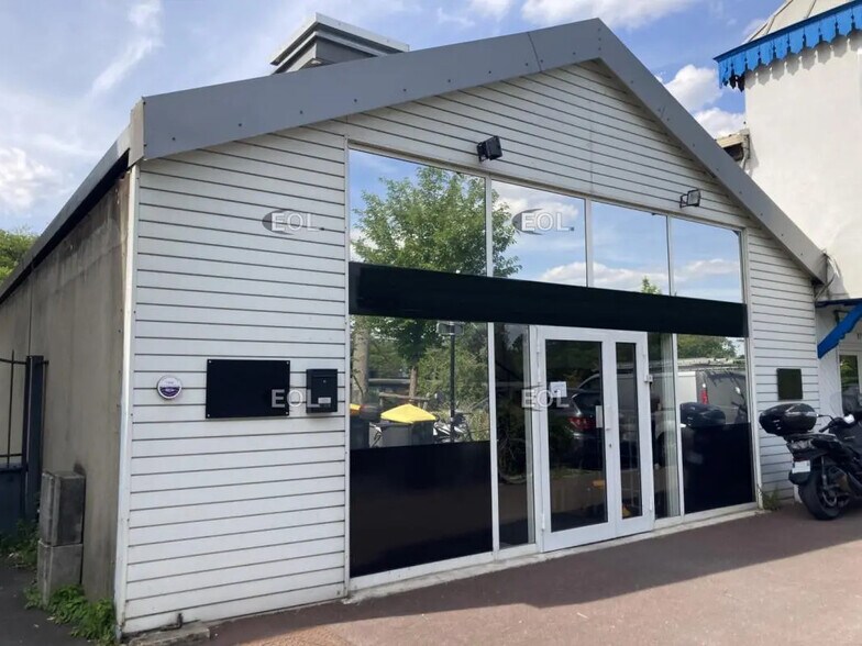 Bureau dans Joinville-le-Pont à vendre - Photo du bâtiment - Image 1 de 9