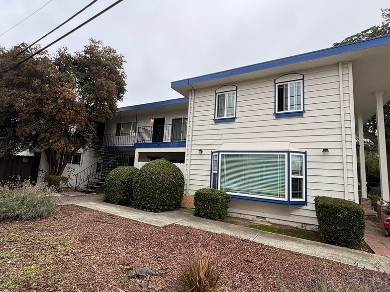 3691 Cape Cod Ct, San Jose, CA à vendre - Photo du bâtiment - Image 2 de 13