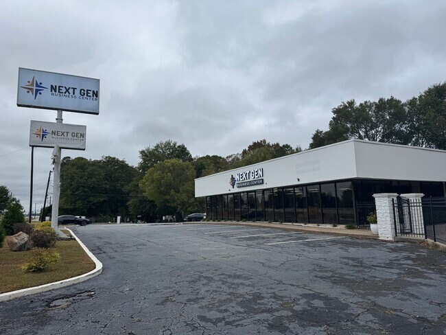 Plus de détails pour 6100 Peachtree Industrial Blvd, Atlanta, GA - Commerce de détail à louer