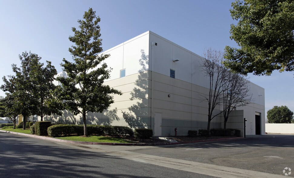 1311 E Philadelphia St, Ontario, CA for sale - Building Photo - Image 2 of 3