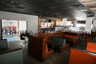 8810 S 71st Plz, Papillion, NE à louer Photo du bâtiment- Image 2 de 4