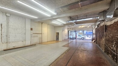 1492 1st Ave, New York, NY for lease Interior Photo- Image 2 of 3