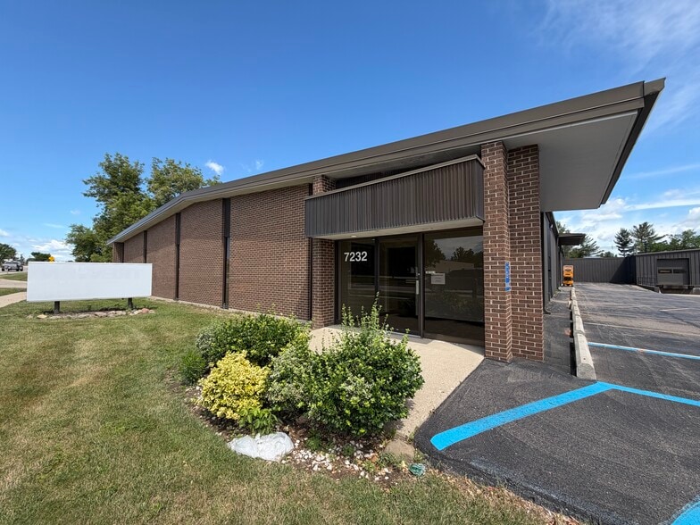 7232 Jackson Rd, Ann Arbor, MI for lease - Building Photo - Image 2 of 11