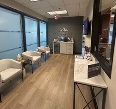 14755 N Outer 40 Rd, Chesterfield, MO à louer Photo intérieure- Image 2 de 6