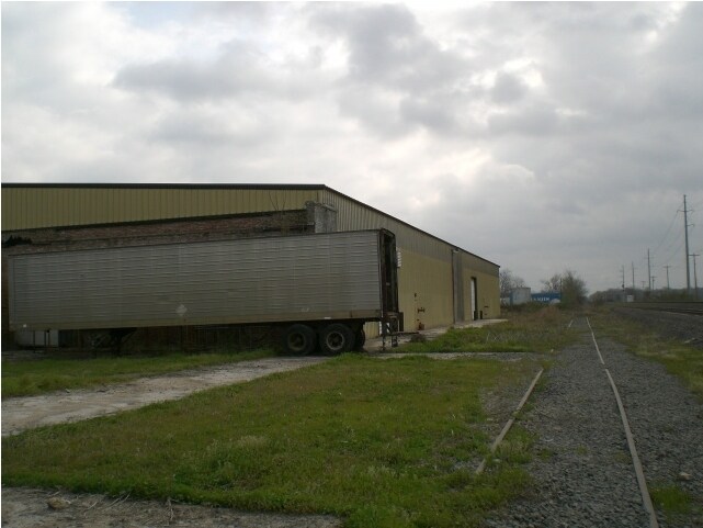 3000 E 3rd Ave, Pine Bluff, AR for lease Primary Photo- Image 1 of 4