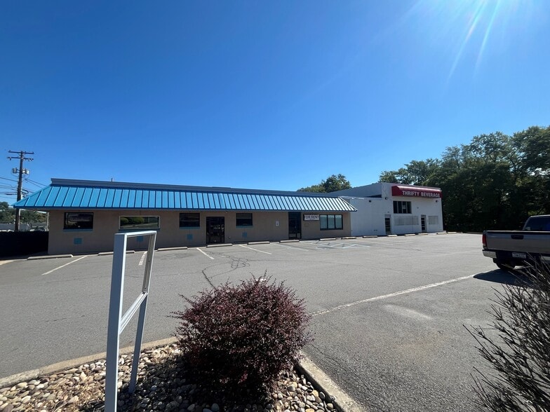 734 Sans Souci Pky, Hanover Township, PA for lease - Building Photo - Image 2 of 2