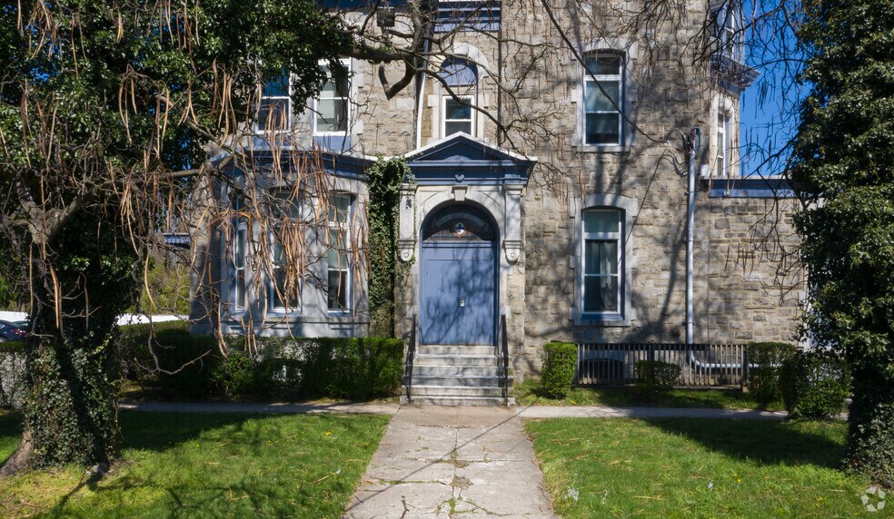 4811 Germantown Ave, Philadelphia, PA à louer - Photo du bâtiment - Image 3 de 5