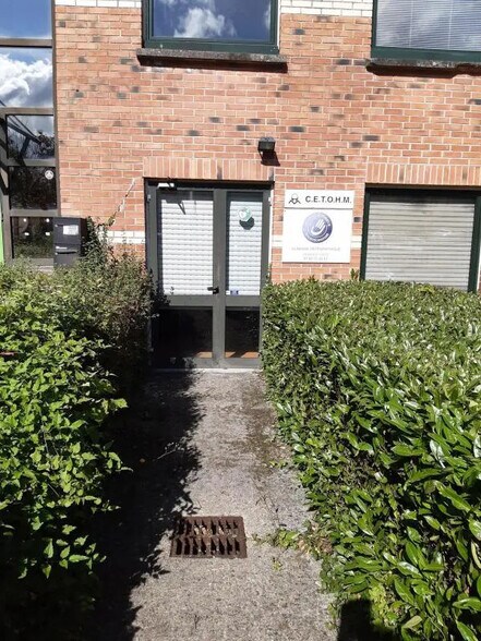 Office in Lognes for lease - Building Photo - Image 3 of 8