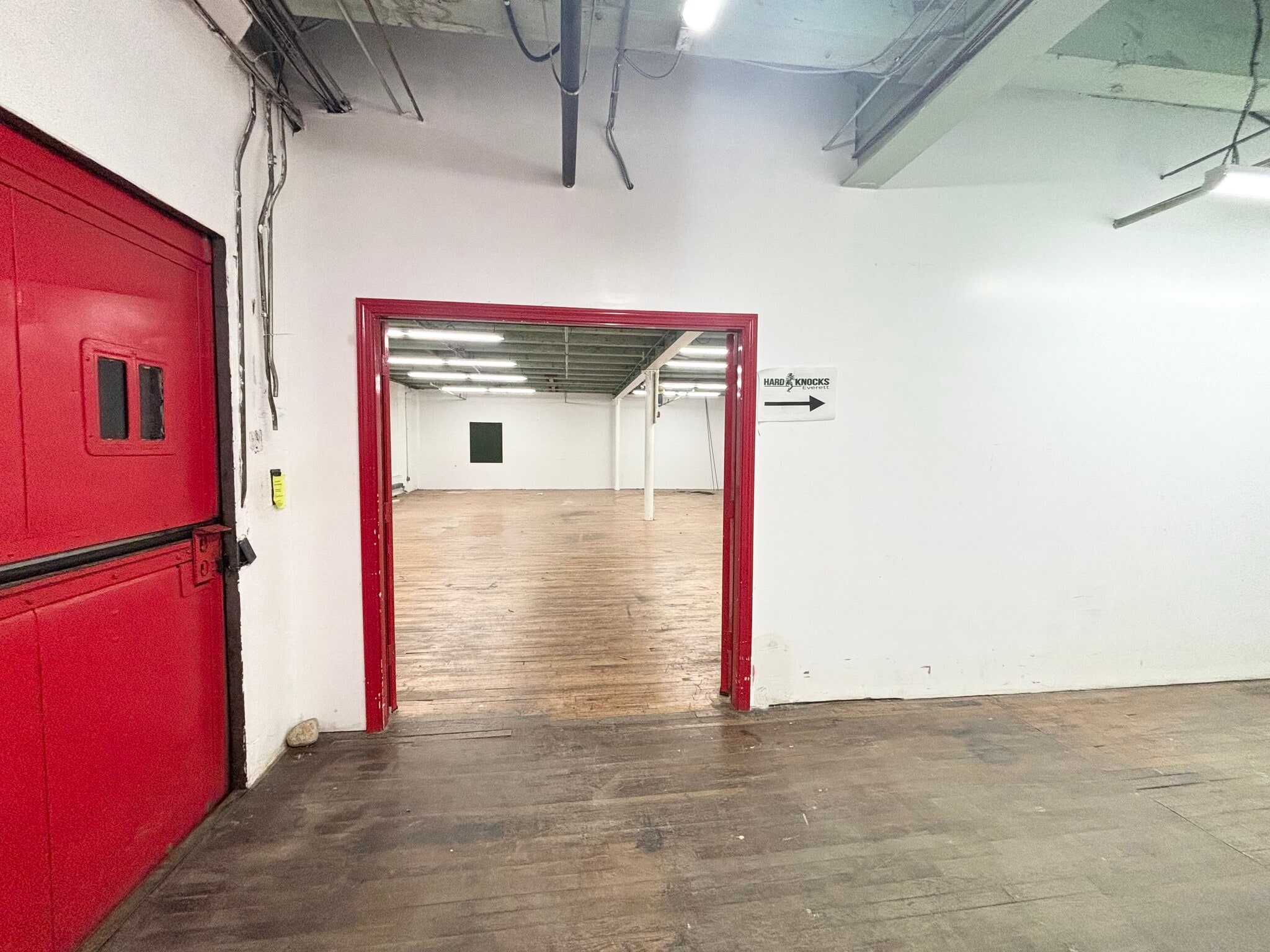 165-167 Bow St, Everett, MA à louer Photo intérieure- Image 1 de 5