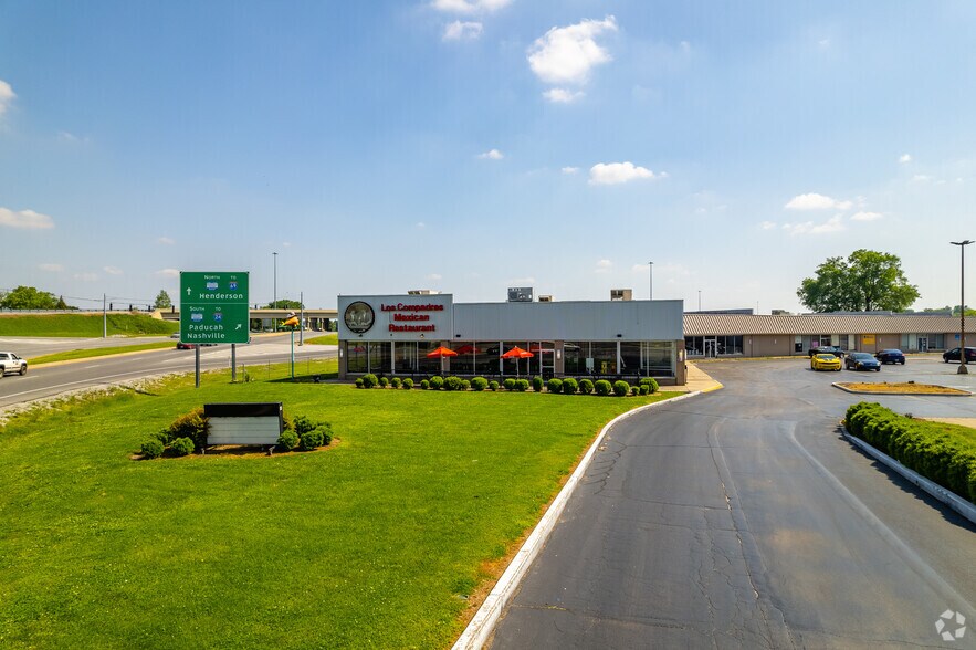 4011 Fort Campbell Blvd, Hopkinsville, KY à vendre - Photo du bâtiment - Image 2 de 21