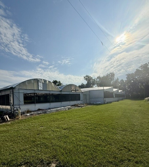 17323 Lake St, Umatilla, FL for sale Primary Photo- Image 1 of 16
