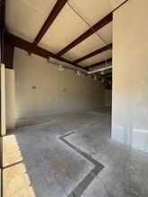 7010 American Way, Dallas, TX à louer Photo intérieure- Image 2 de 8