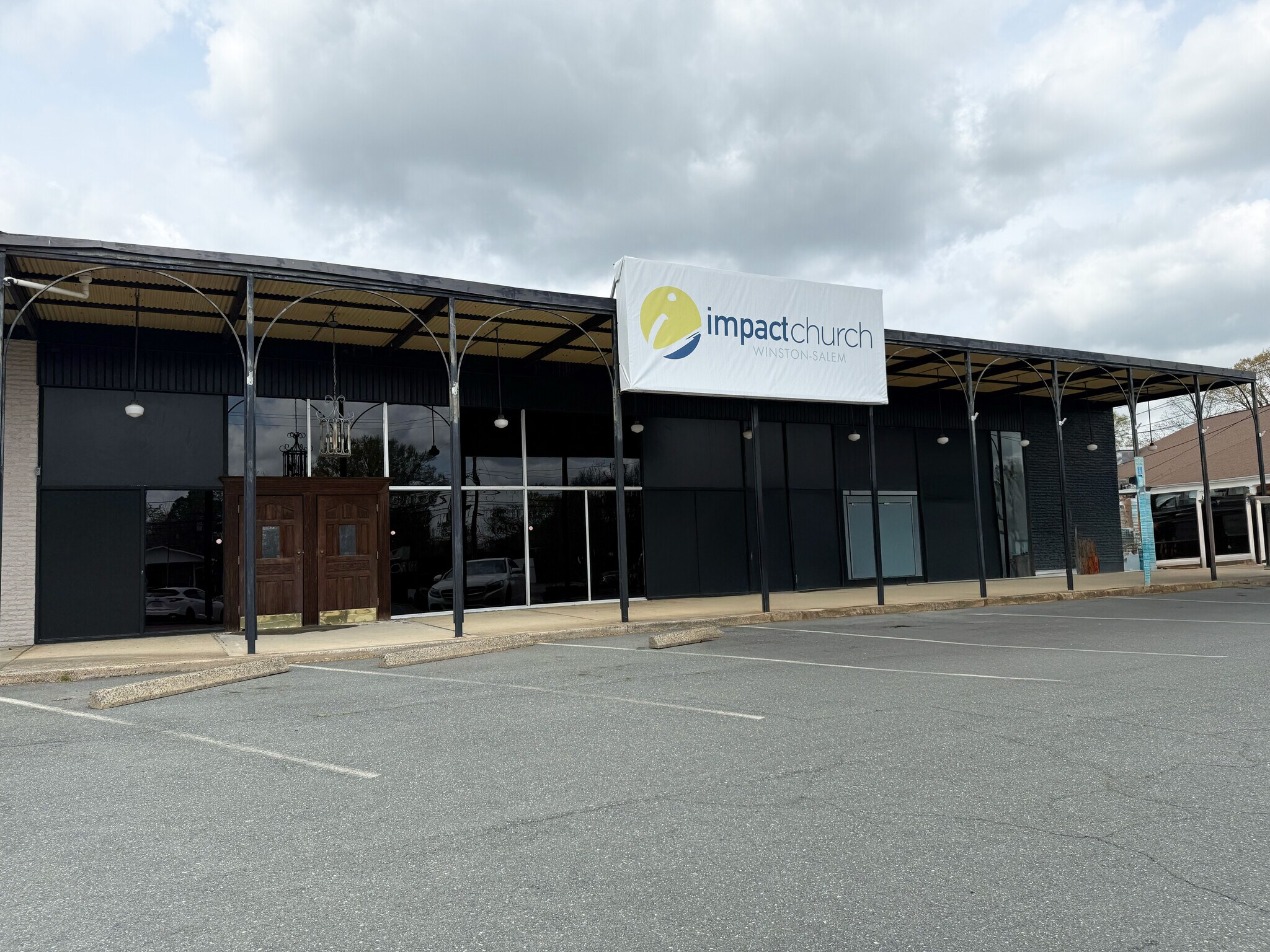 4021 Country Club Rd, Winston-Salem, NC à vendre Photo du bâtiment- Image 1 de 1