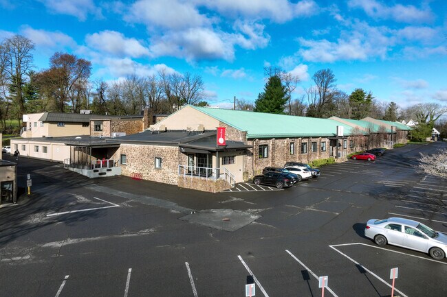 Plus de détails pour 19 W College Ave, Yardley, PA - Coworking à louer