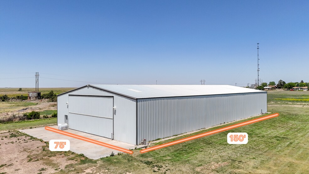 870 Sherman Alley St, Elkhart, KS à vendre - Photo du bâtiment - Image 2 de 5