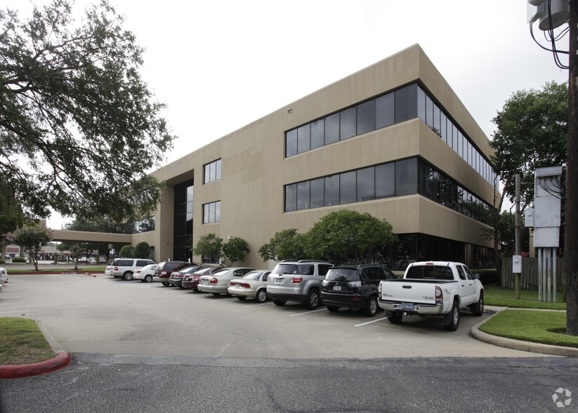 810 S Mason Rd, Katy, TX for lease - Primary Photo - Image 1 of 2