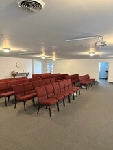 2603 E Cass St, Joliet, IL for lease Interior Photo- Image 1 of 2