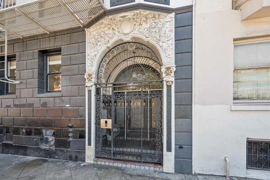 725 Ellis St, San Francisco, CA à vendre - Photo du bâtiment - Image 3 de 8