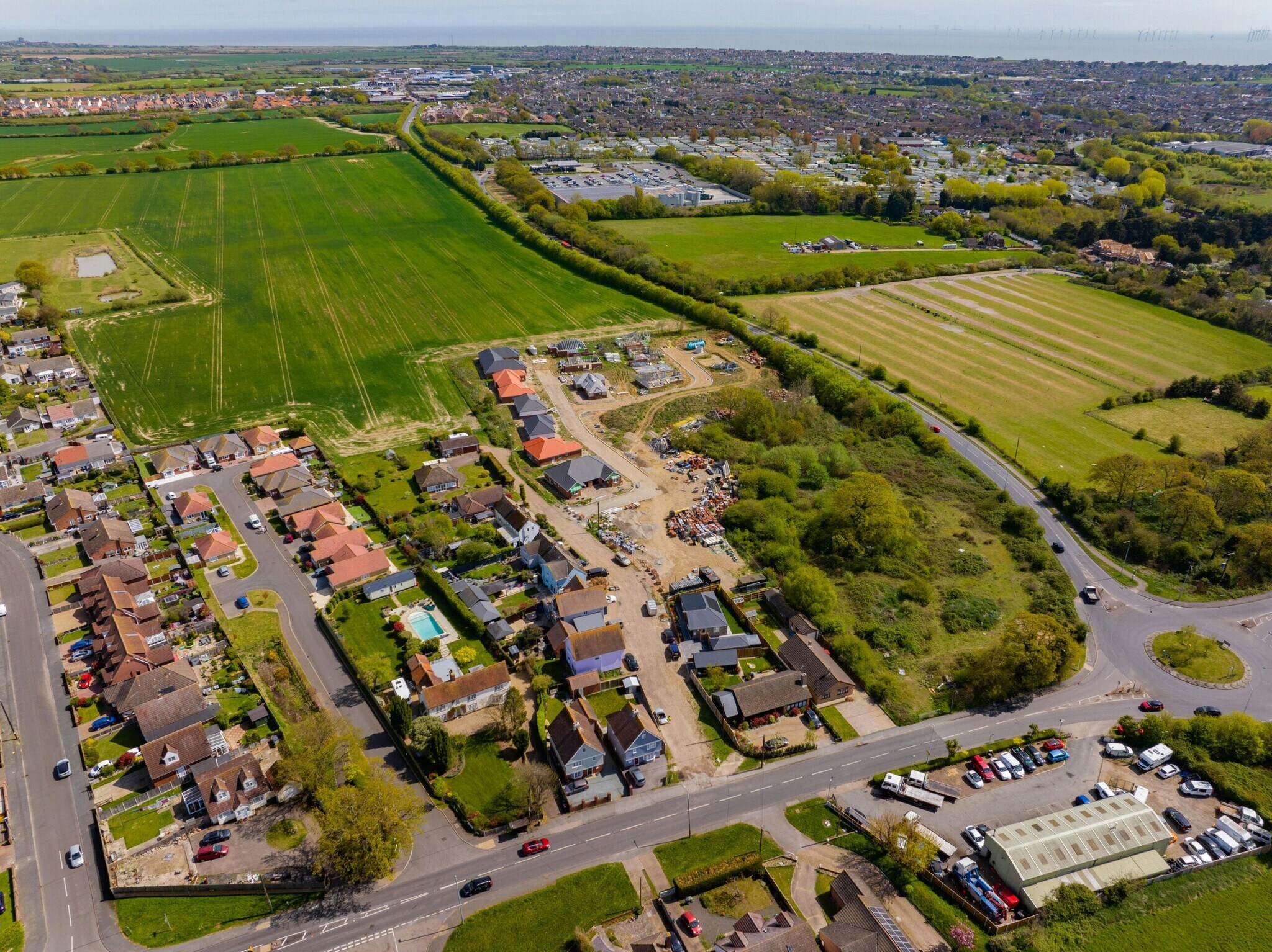 59-61 London Rd, Little Clacton for sale Primary Photo- Image 1 of 3