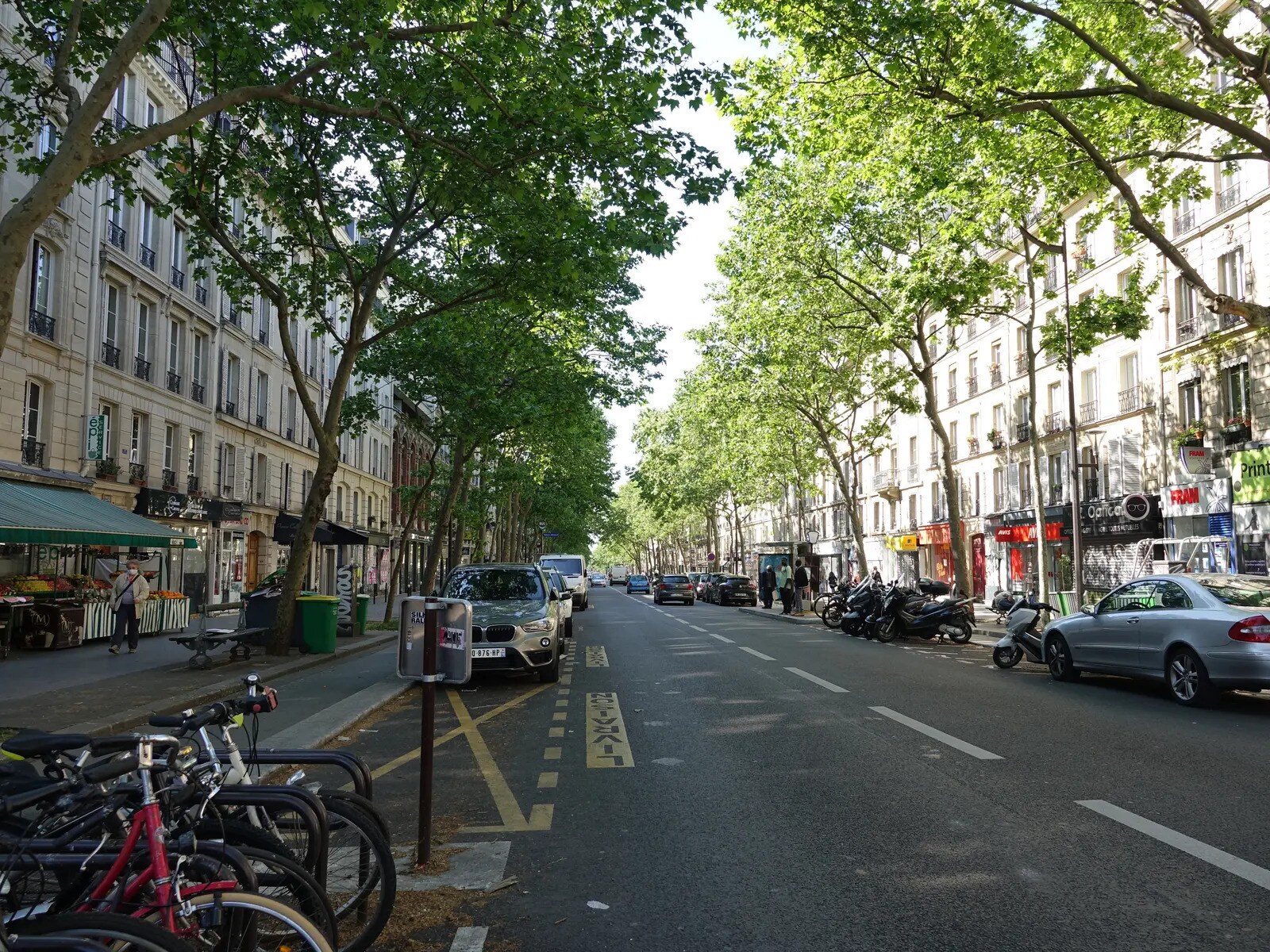 Commerce de détail dans Paris à louer Photo du bâtiment- Image 1 de 2