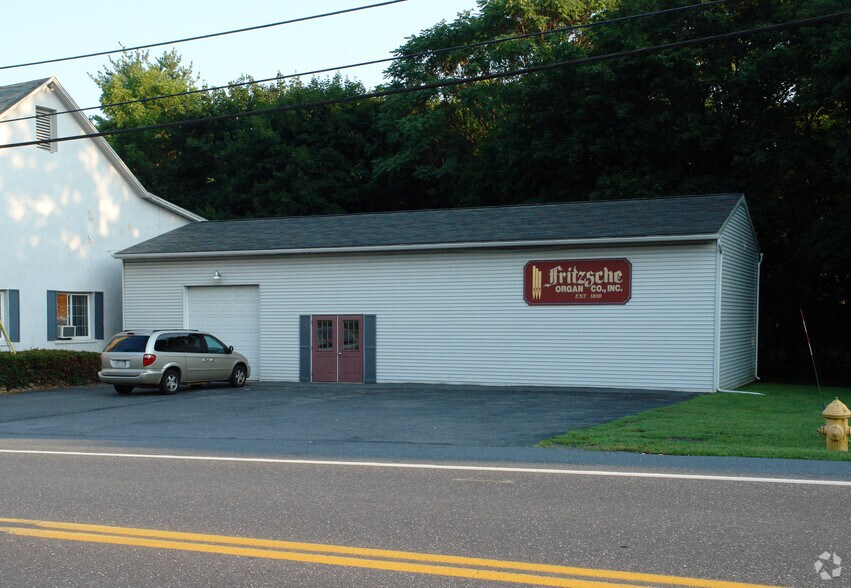 505 E Emmaus Ave, Allentown, PA à vendre - Photo principale - Image 1 de 2