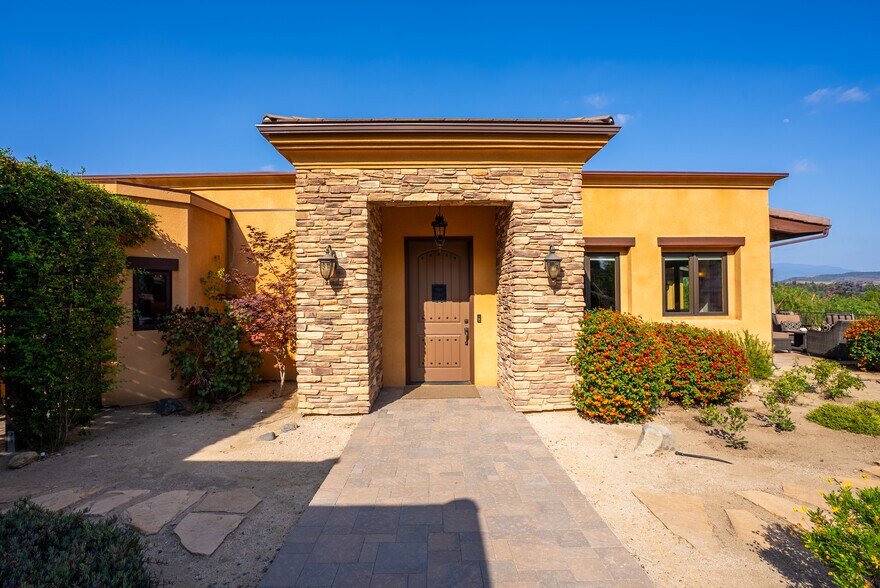 10845 Meads, Orange, CA à vendre - Photo principale - Image 1 de 34