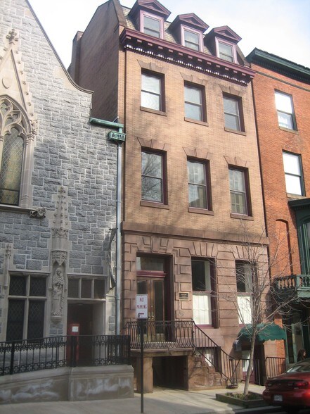 809 Cathedral St, Baltimore, MD à louer - Photo du bâtiment - Image 2 de 35
