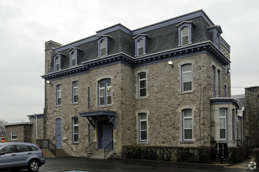 4811 Germantown Ave, Philadelphia, PA for lease - Building Photo - Image 2 of 5