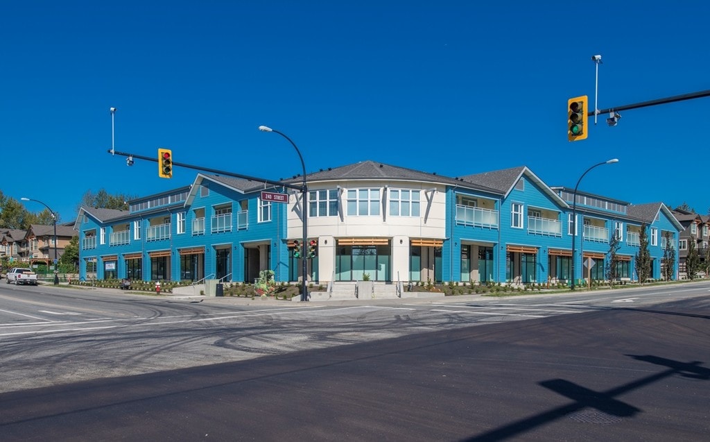 11225 240 St, Maple Ridge, BC for sale Primary Photo- Image 1 of 40