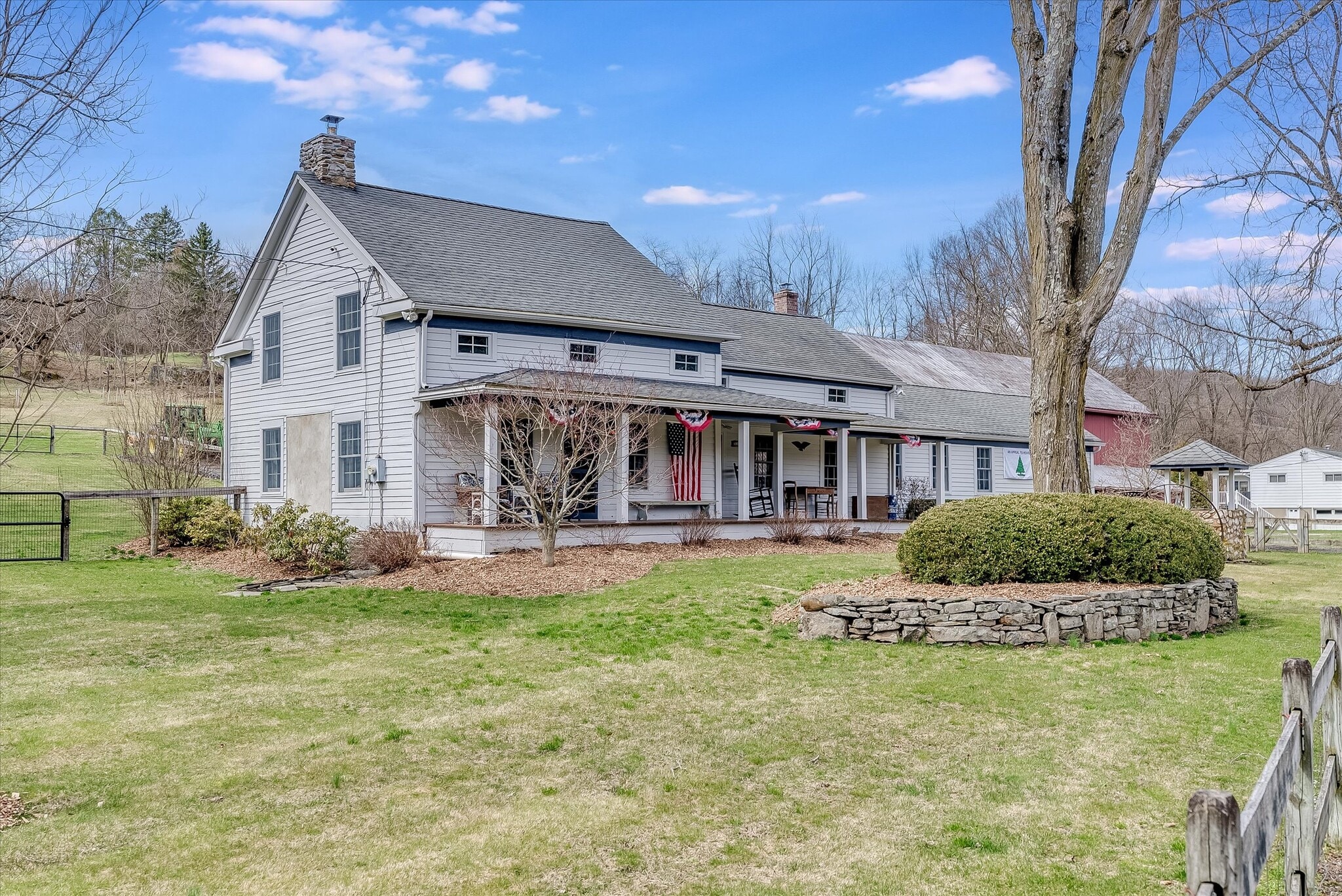 25 Clove Rd, Wantage, NJ for sale Primary Photo- Image 1 of 56