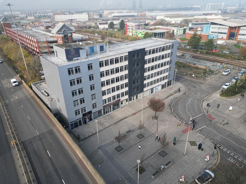 Linthorpe Rd, Middlesbrough à louer - Photo du bâtiment - Image 2 de 2