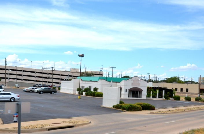 4301 Marsha Sharp Fwy, Lubbock, TX à vendre - Photo du bâtiment - Image 1 de 1