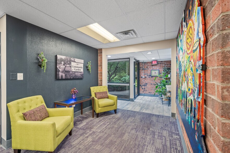 7819 Conser Pl, Overland Park, KS à vendre - Photo intérieure - Image 3 de 12