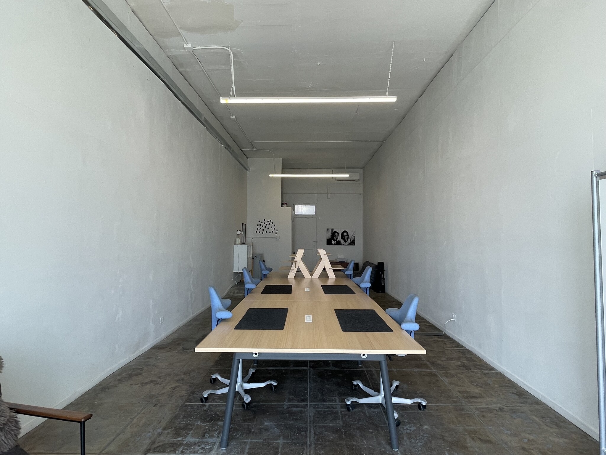 1895 Adams Blvd, Los Angeles, CA for lease Interior Photo- Image 1 of 8