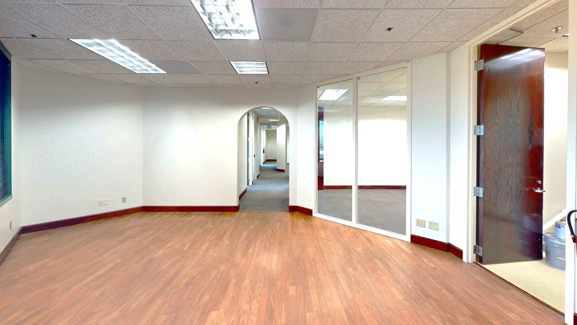 250 International Pky, Lake Mary, FL for lease Interior Photo- Image 1 of 3