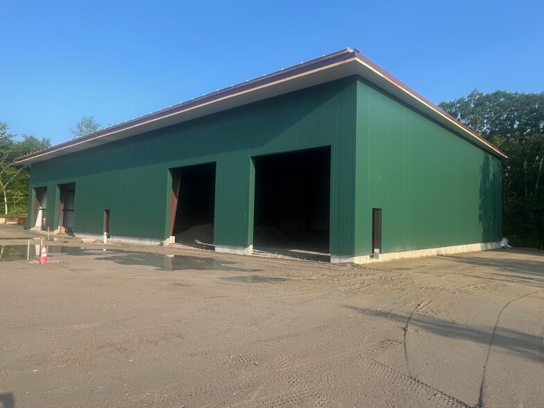 21 Daniels Way, Cranston, RI for lease - Building Photo - Image 1 of 5