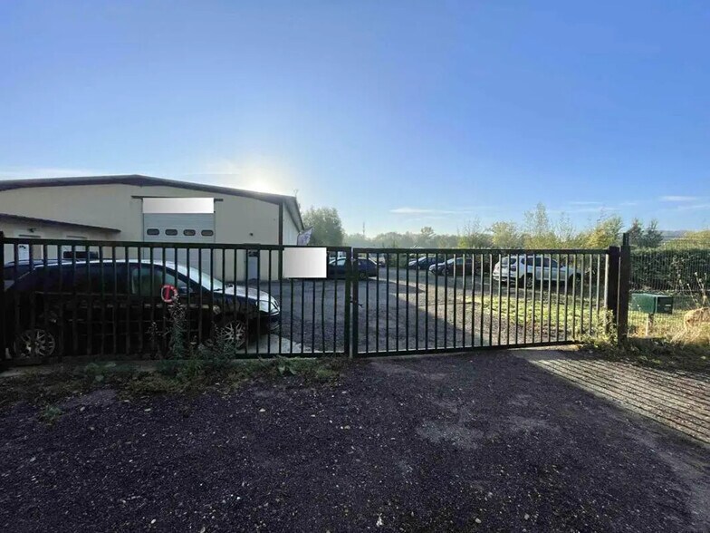 Flex dans Pontpoint à louer - Photo du bâtiment - Image 3 de 4