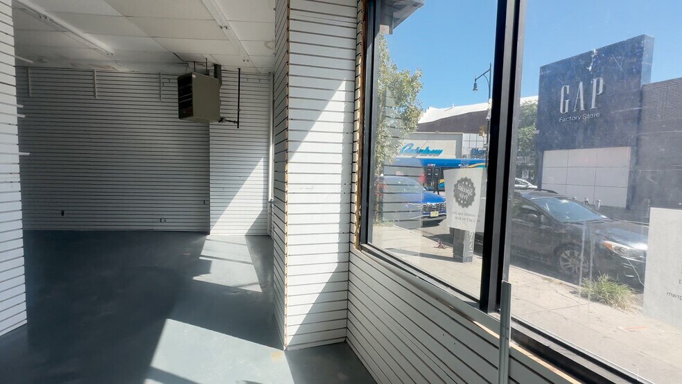 2123 Regent Pl, Brooklyn, NY for lease - Commercial Listing Video - Image 2 of 5