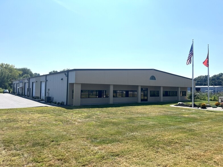 211 Hartford Tpke, Tolland, CT for lease - Building Photo - Image 1 of 7