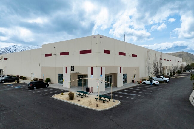 Plus de détails pour 6650 Echo Ave, Reno, NV - Industriel à louer