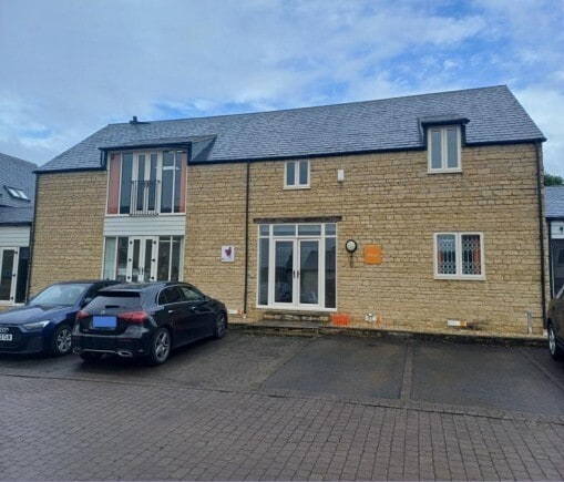 29 Steadfold Ln, Stamford à louer - Photo principale - Image 1 de 1
