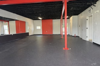 5251 S Dale Mabry Hwy, Tampa, FL à louer Photo intérieure- Image 1 de 7
