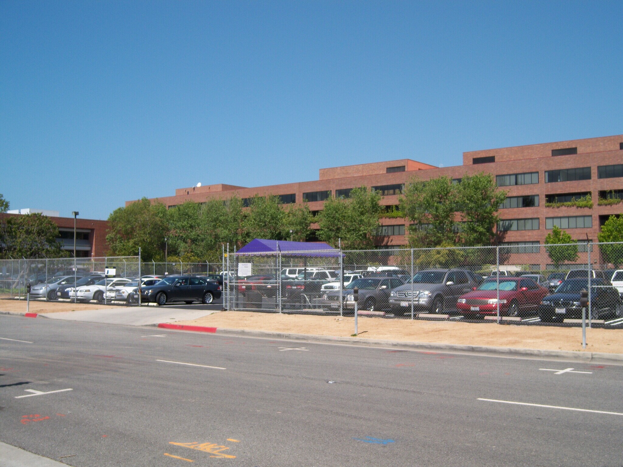 2701 Pennsylvania Ave, Santa Monica, CA for lease Building Photo- Image 1 of 3
