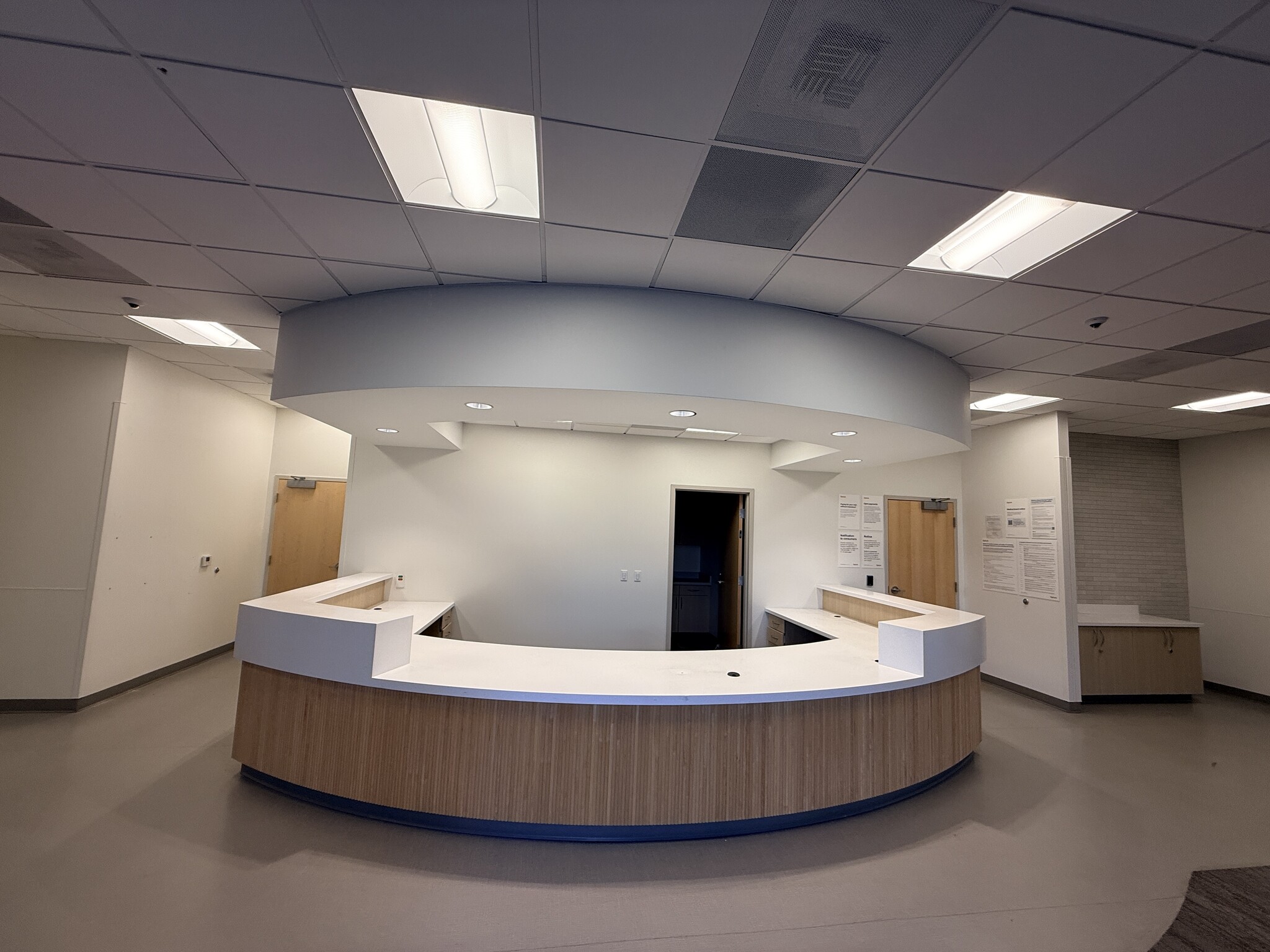 1075 N Western Ave, Los Angeles, CA for lease Interior Photo- Image 1 of 12